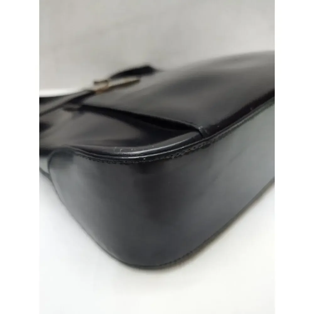 Salvatore Ferragamo Black Patent Leather Zipper Closure Hobo Shoulder Bag